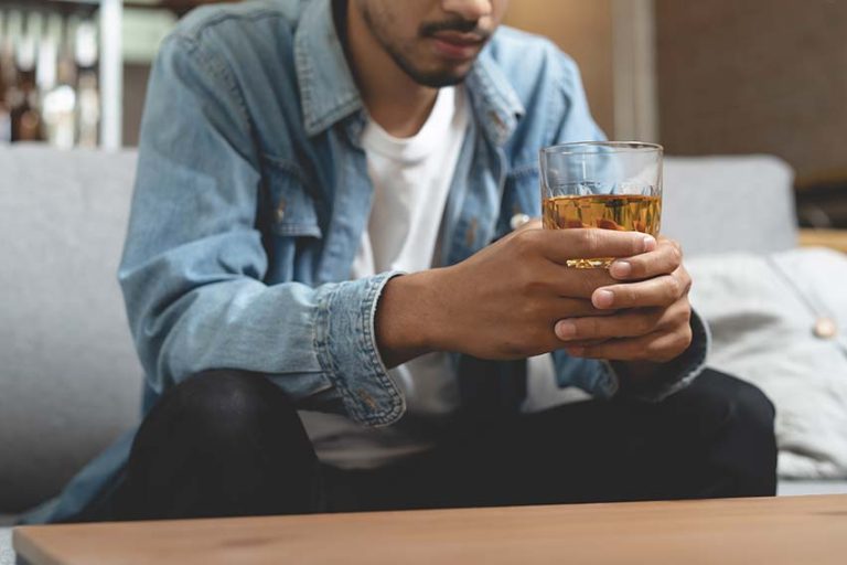 Alcohol Withdrawal Timeline Phases of Alcohol Withdrawal